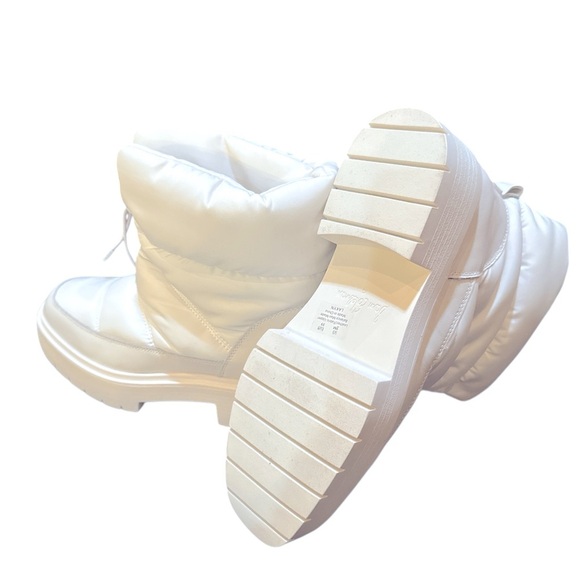Sam Edelman Boots Lakyn White Quilted Ankle Booties Size 9 - Picture 2 of 8